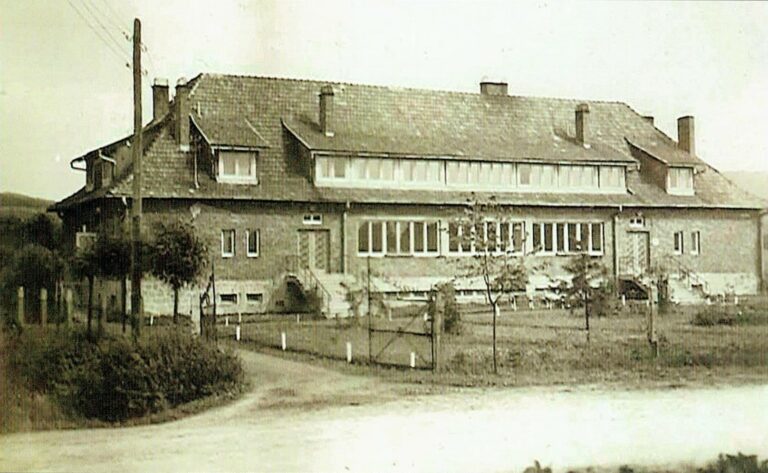 Ośrodek Zdrowia – oddany do użytku w 1952 roku.
